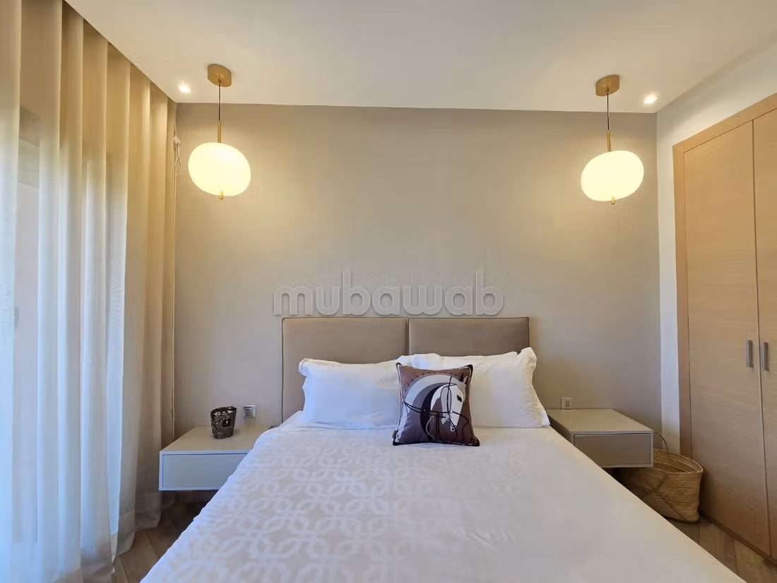 Luxury Holiday Apartment - 2 Bedrooms, Golf & Mountain View, 2 Pools, Netflix & Fiber Optic