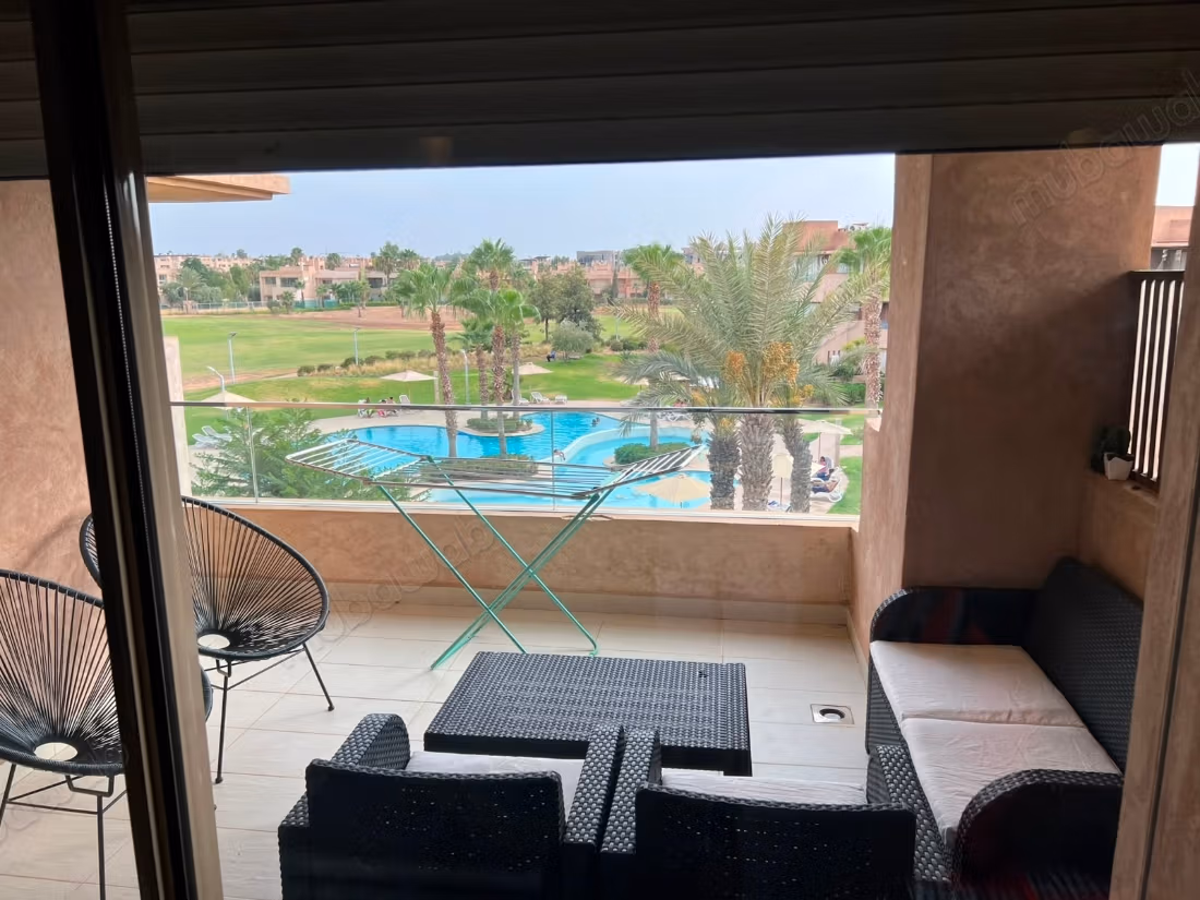 Luxury Holiday Apartment - 2 Bedrooms, Golf & Mountain View, 2 Pools, Netflix & Fiber Optic