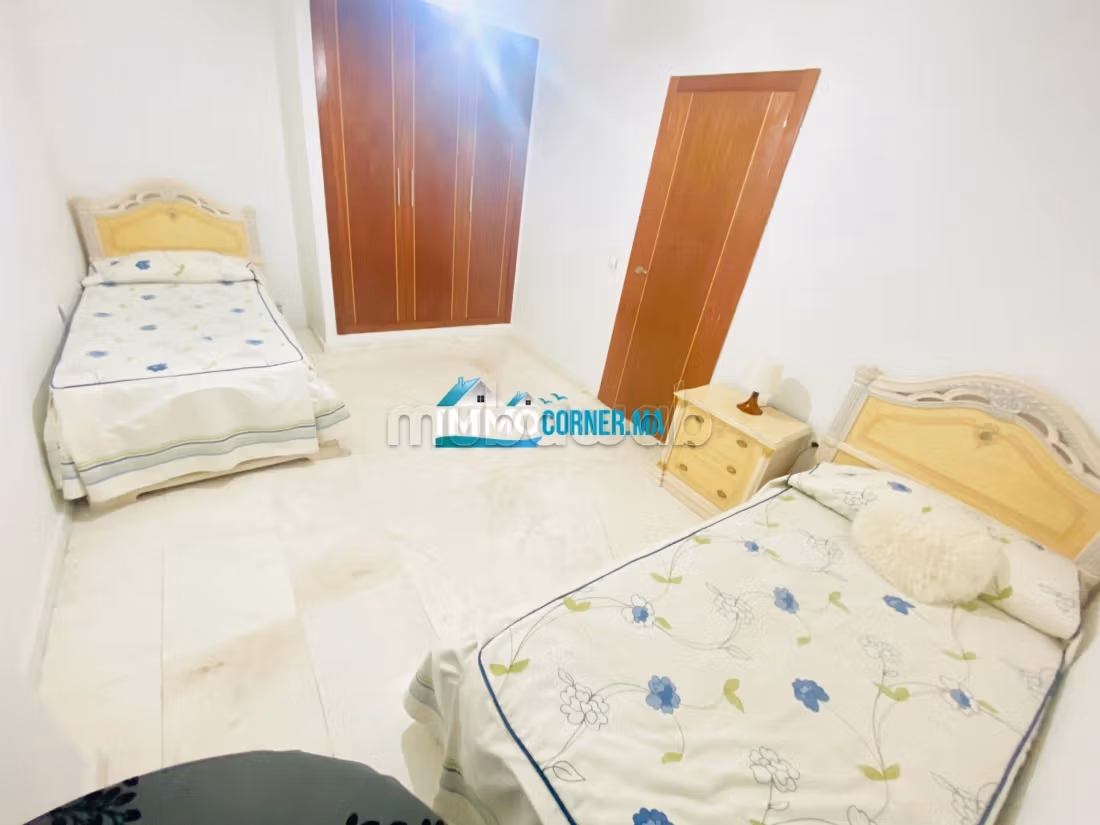 TE HUUR – APPARTEMENT MET ZEEUITZICHT IN TANGIER  In het stadscentrum van Tangier – Boulevard