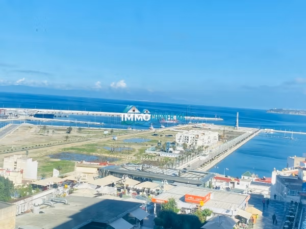À LOUER – APPARTEMENT AVEC VUE MER À TANGER  
Plein centre ville de Tanger – Boulevard