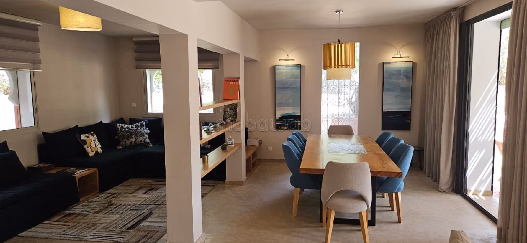 Splendido duplex in affitto a Ennakhil Palmeraie. 3 belle camere. Arredata