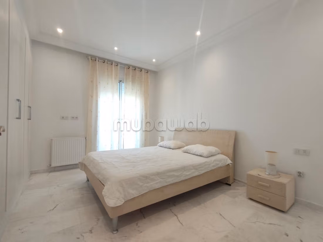 Bel appartamento in affitto a La Marsa. 2 camere. Ben arredato