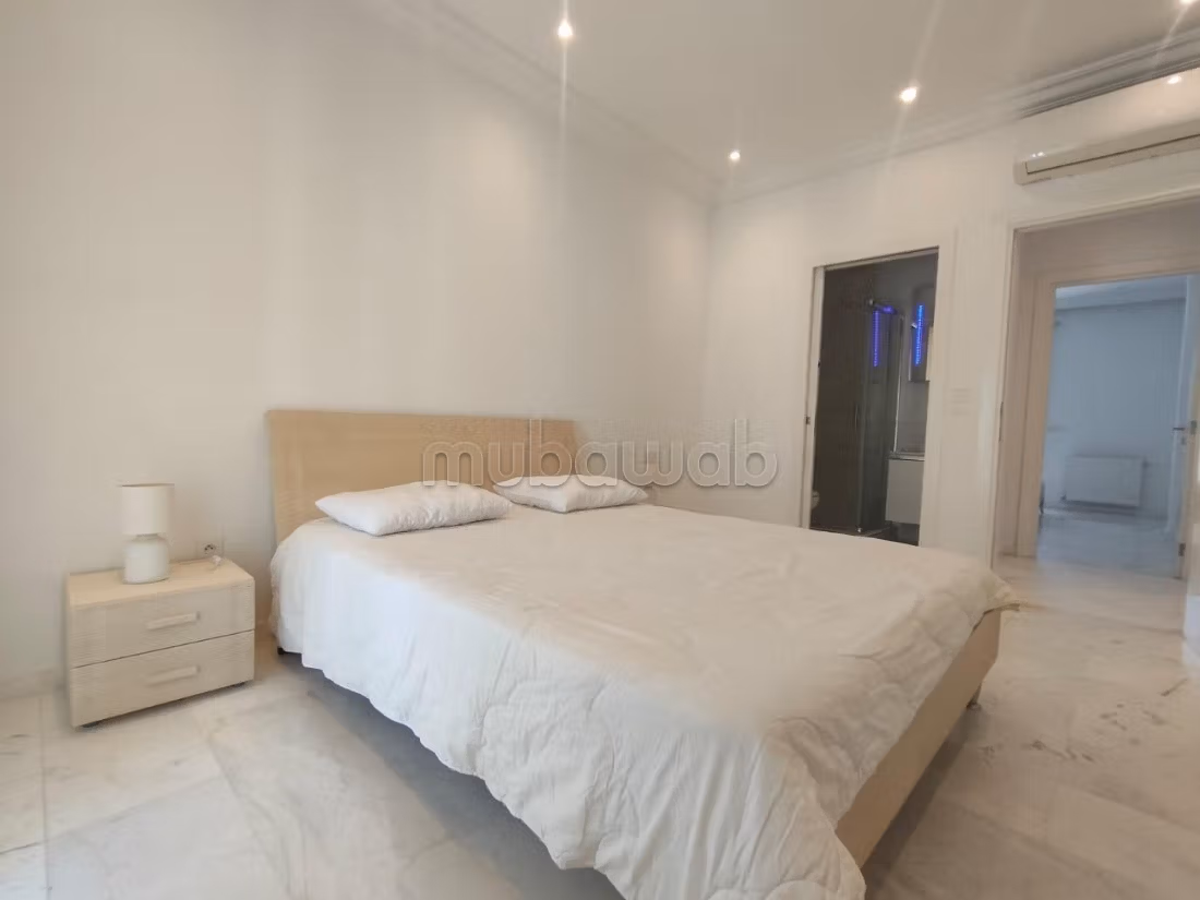 Bel appartamento in affitto a La Marsa. 2 camere. Ben arredato