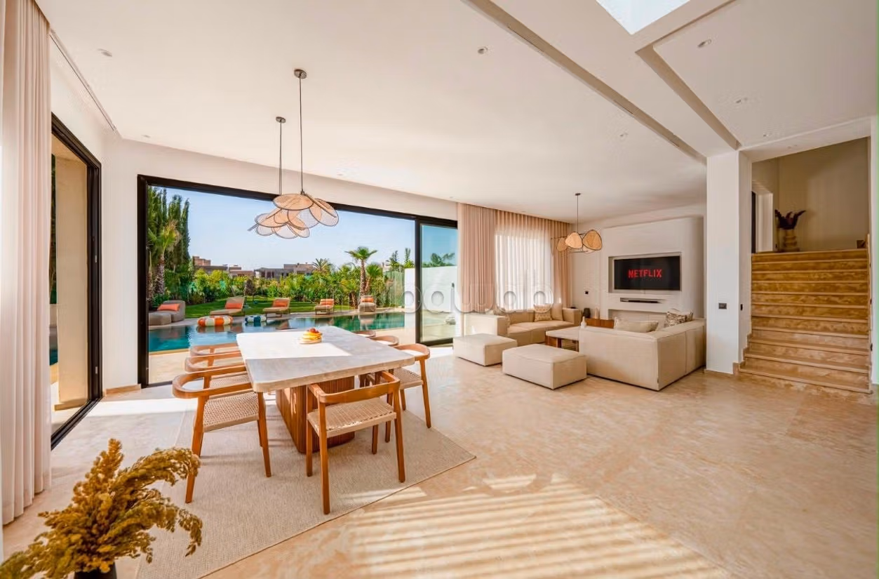 Magnifica villa in vendita sulla strada per Tahanout