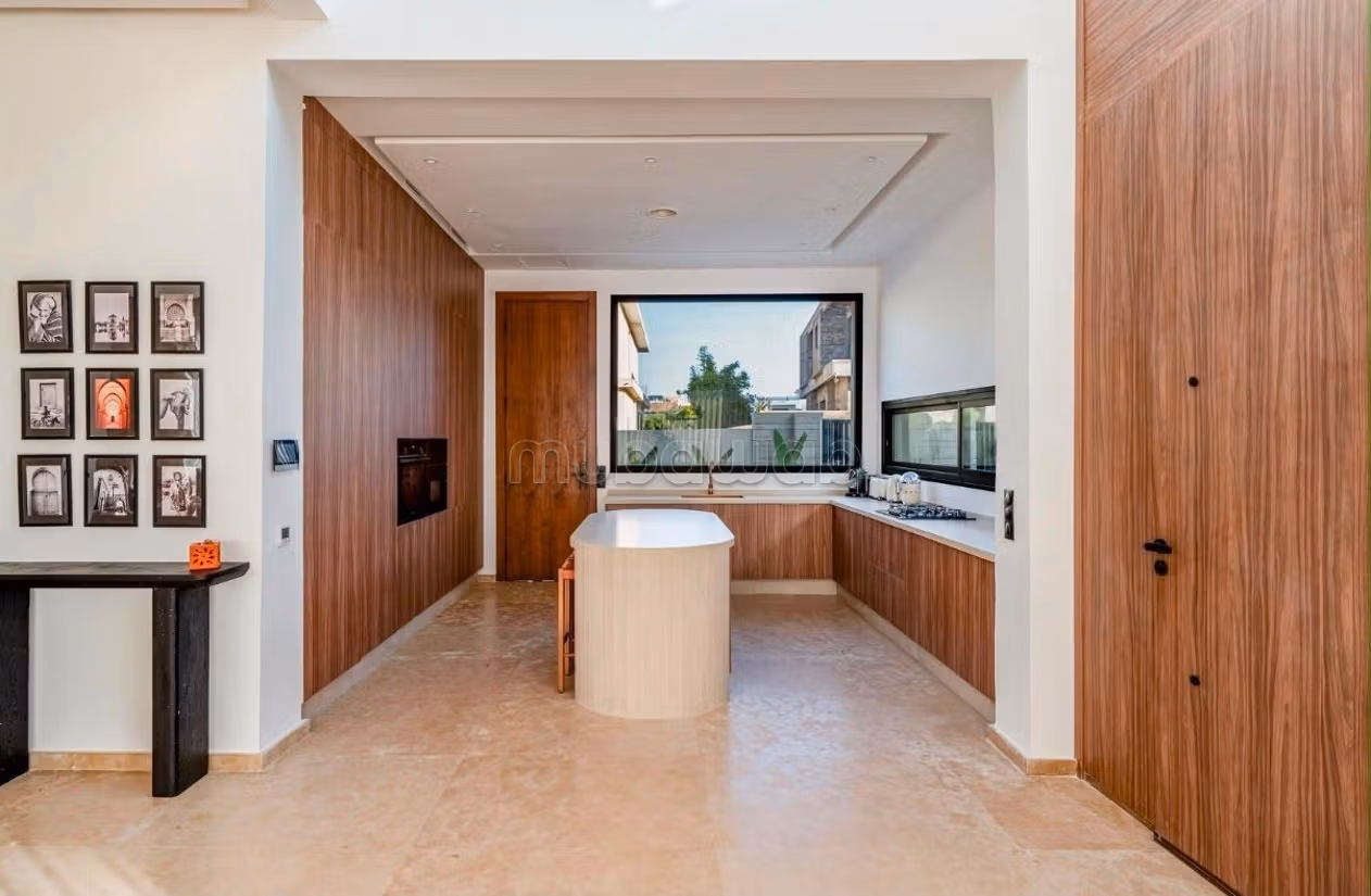 Magnifica villa in vendita sulla strada per Tahanout