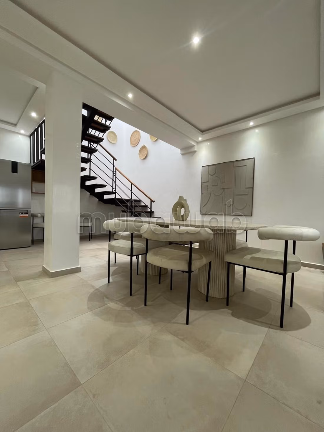 Casa moderna R2 con rooftop, Jacuzzi 90m2
livello