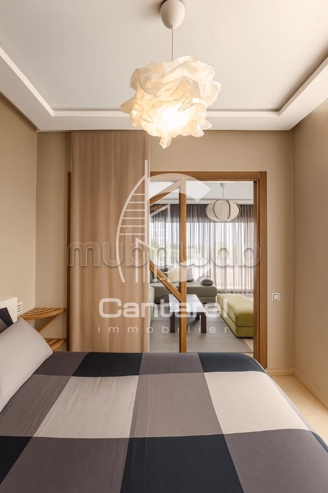 Beau studio neuf en location oasis