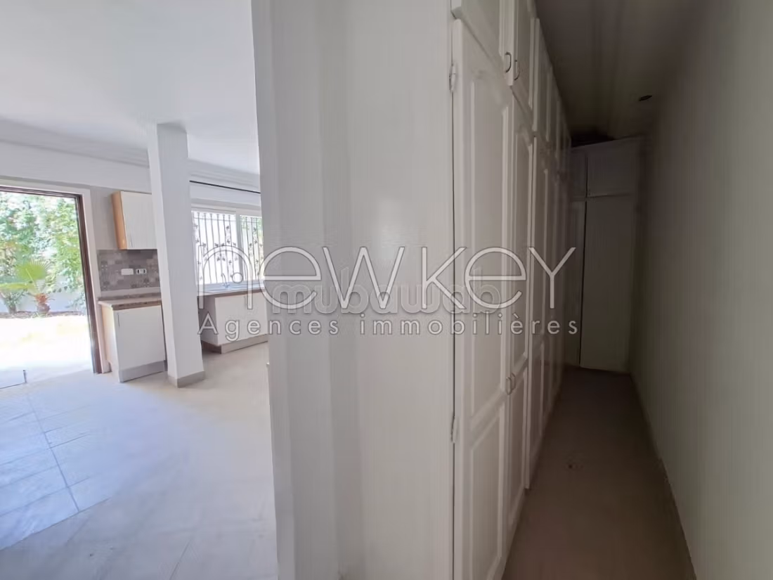 Villa S3 con giardino in affitto a La Soukra