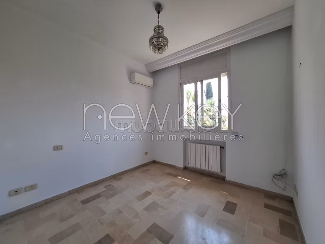 Villa S3 con giardino in affitto a La Soukra