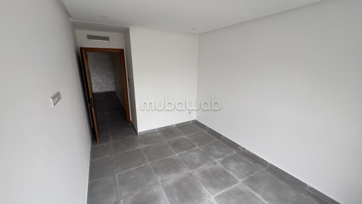 Spacieux appartement 141 m² avec parking — 3