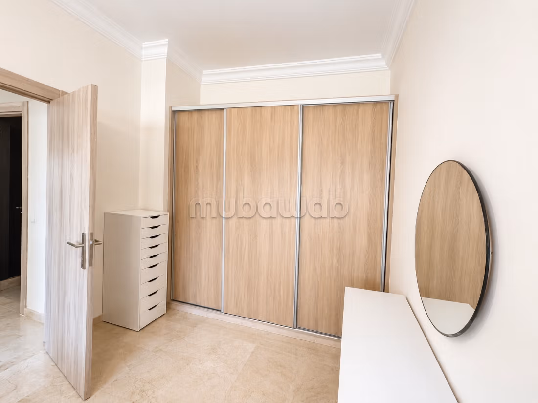 Bel Appartamento Arredato Targa