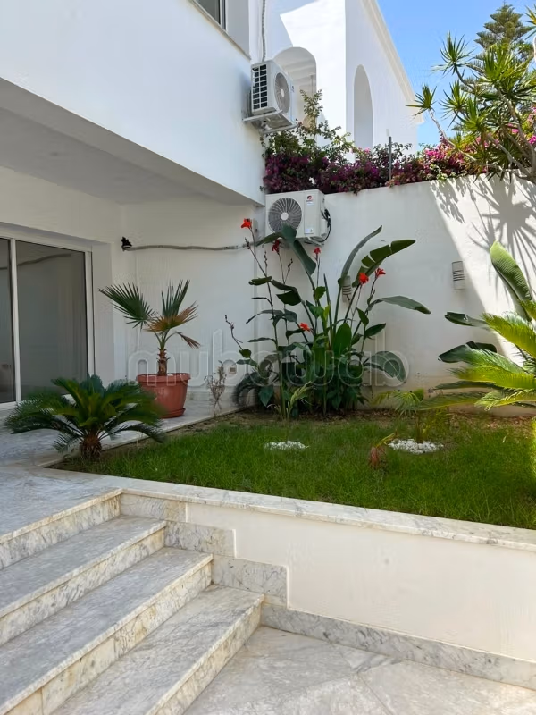Villa meublée à louer à la Marsa