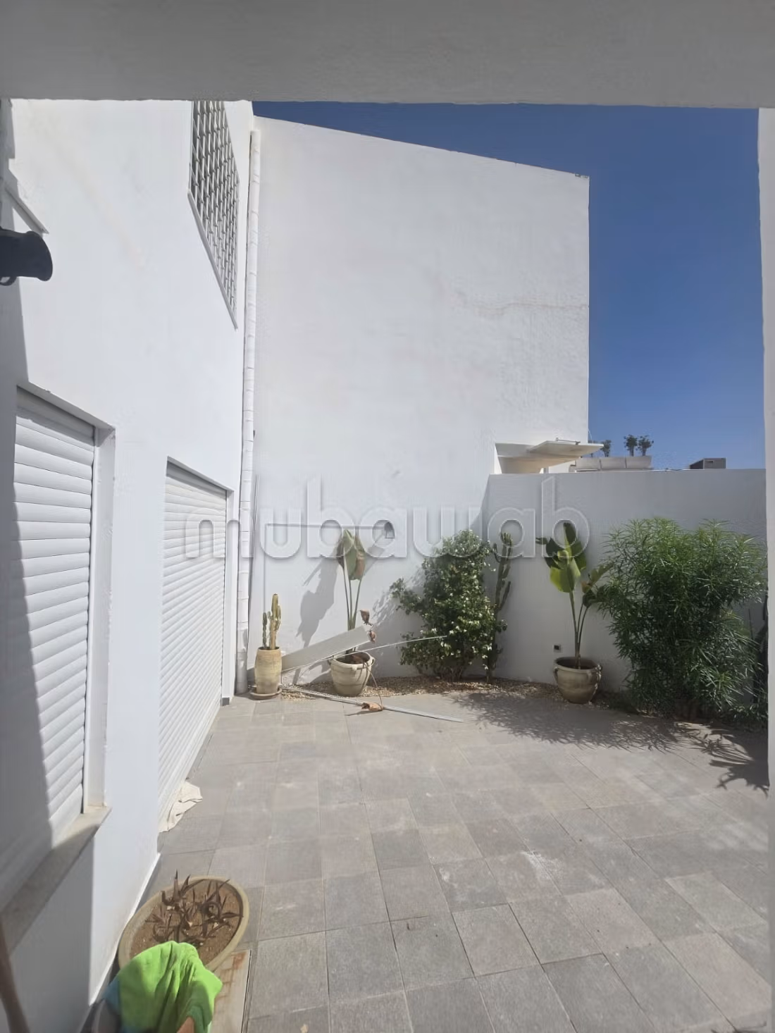 Villa jumelée meublée aux jardins de carthage