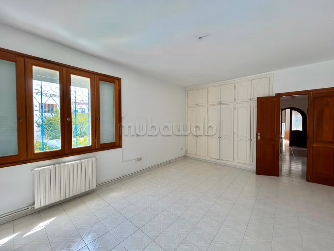 Villa in affitto con piscina a Marsa