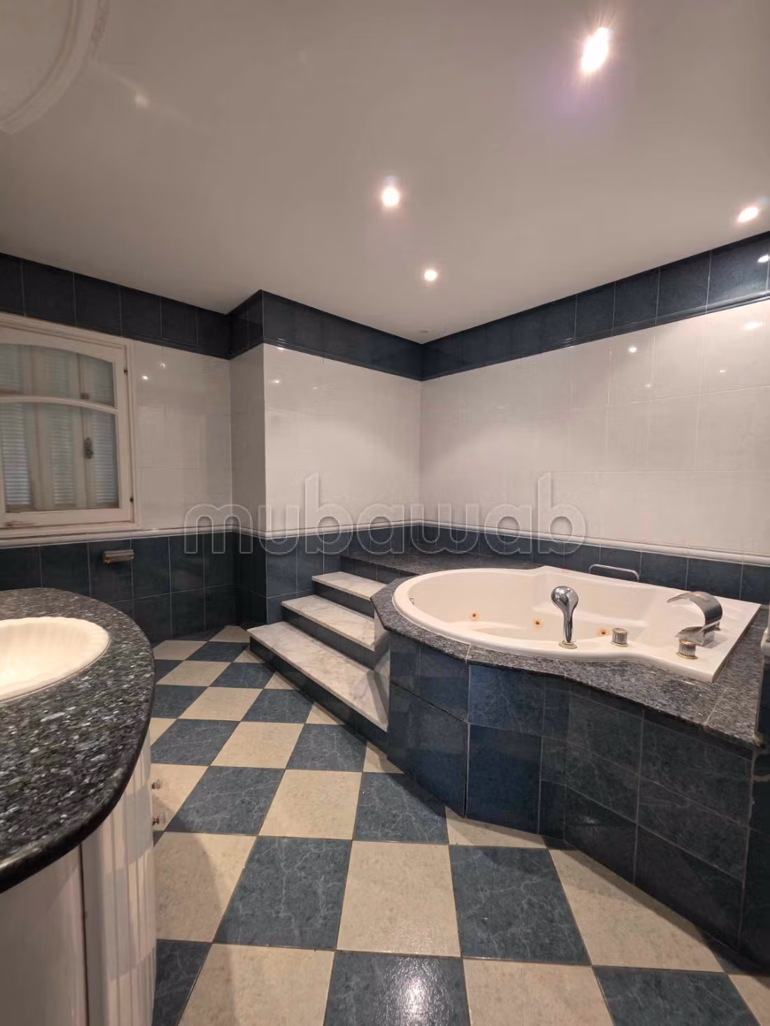 Location villa de luxe à Gammarth Supérieur. Surface de 600 m². Bien meublé
