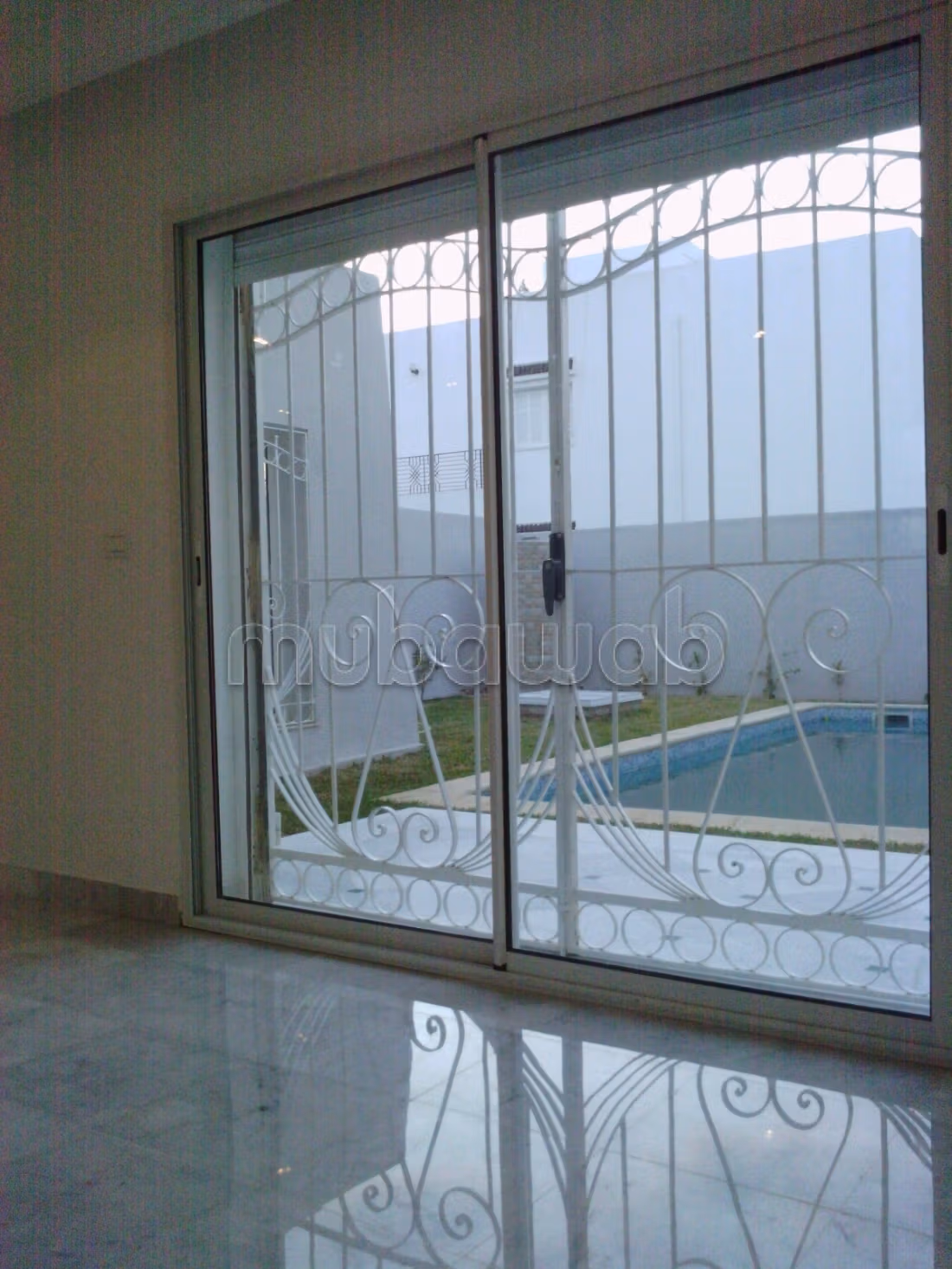 Villa a schiera con piscina privata e giardino