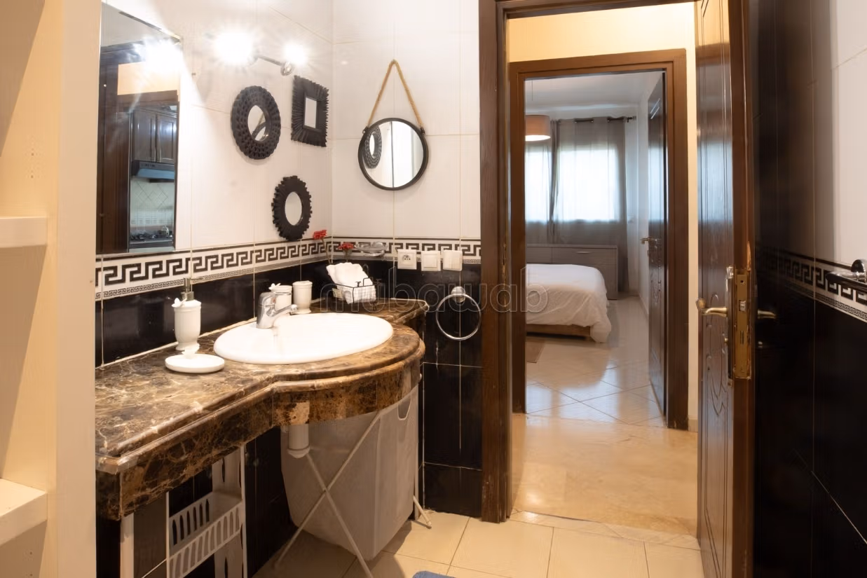 Apartamento de 2 habitaciones en alquiler diario en Casablanca