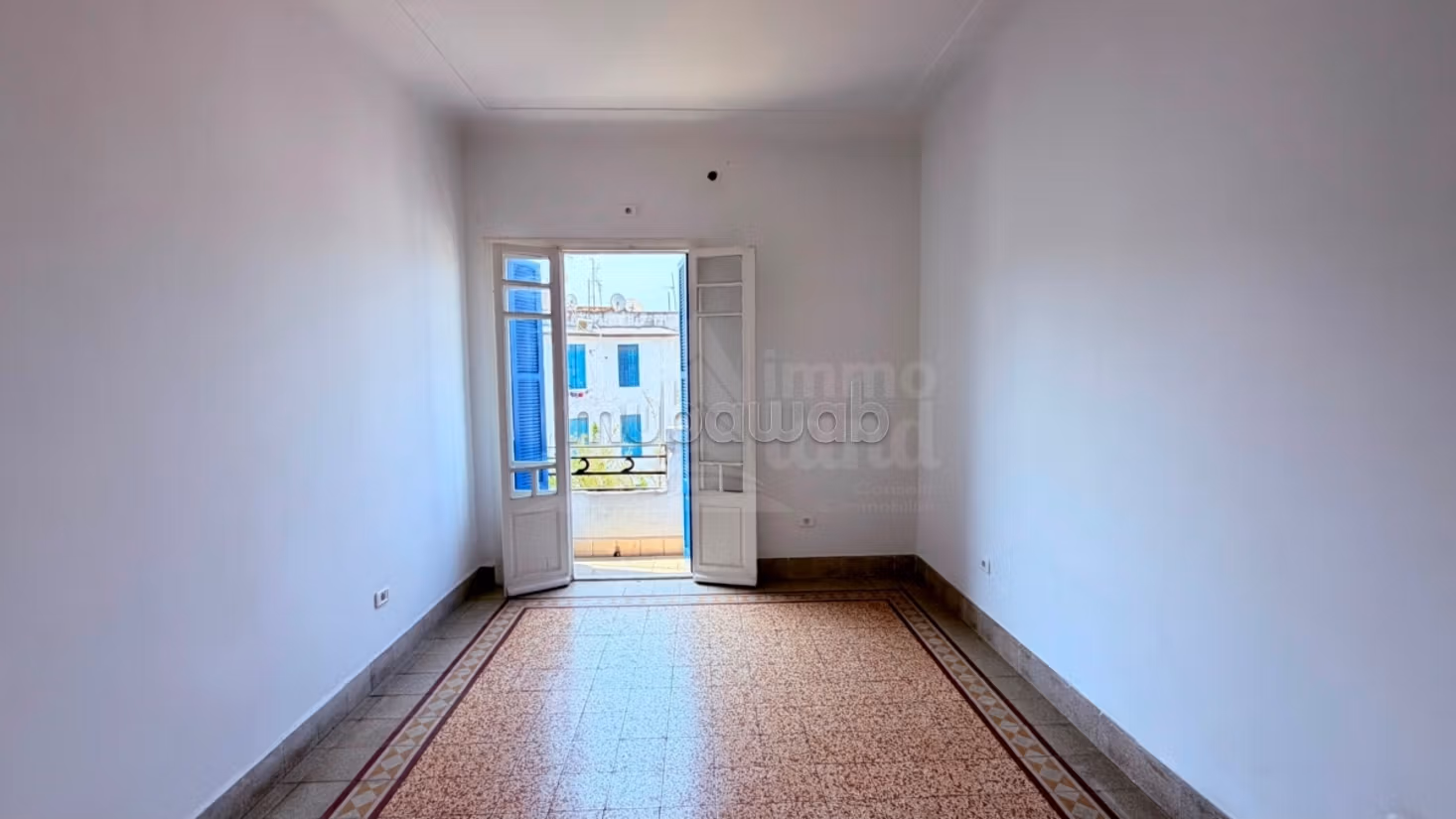 Appartamento hall3 di 110m2 nel Passaggio centro di Tunisi