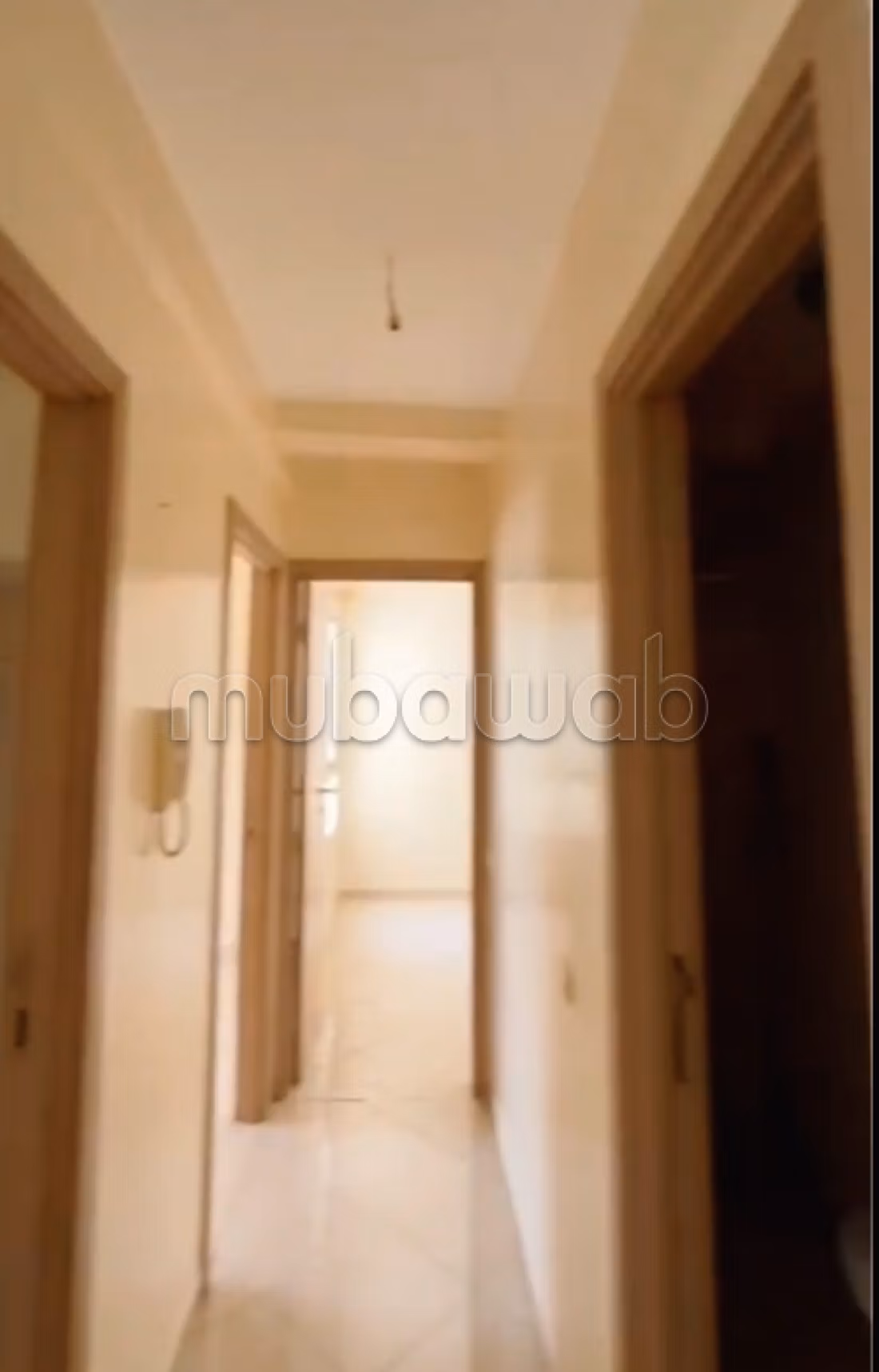 Vend appartement à Hay Mohammadi.
Surface de 52 m²