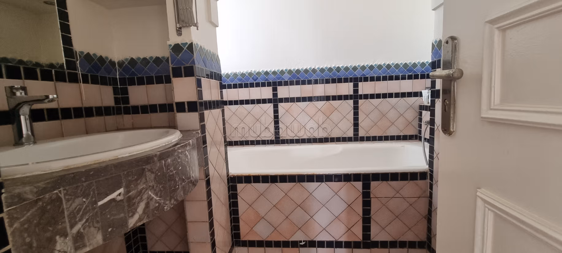 Villa en vente en front de mer 
hay al fath