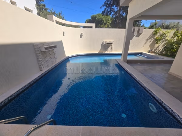 Villa de haut standing meublée la marsa