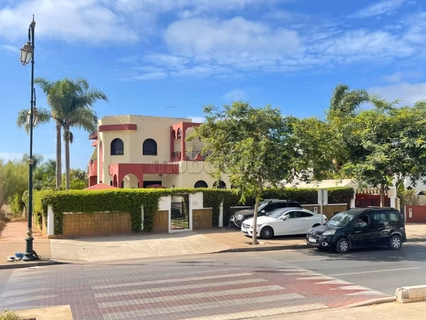 Villa abitabile e commerciale Hay Riad