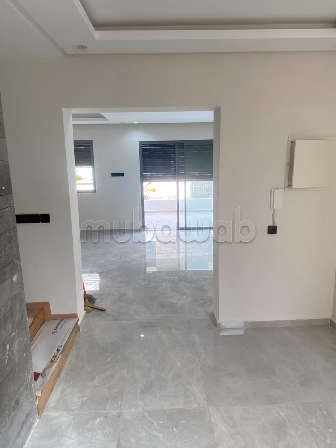 Luxury villa for rent in Harhoura. 4 bedrooms. Security door and double glazing system