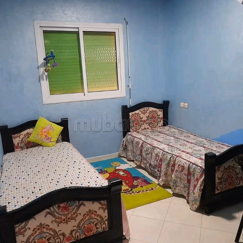 Bell'appartamento in affitto a Wadi Fes. 3 camere confortevoli. Arredato
