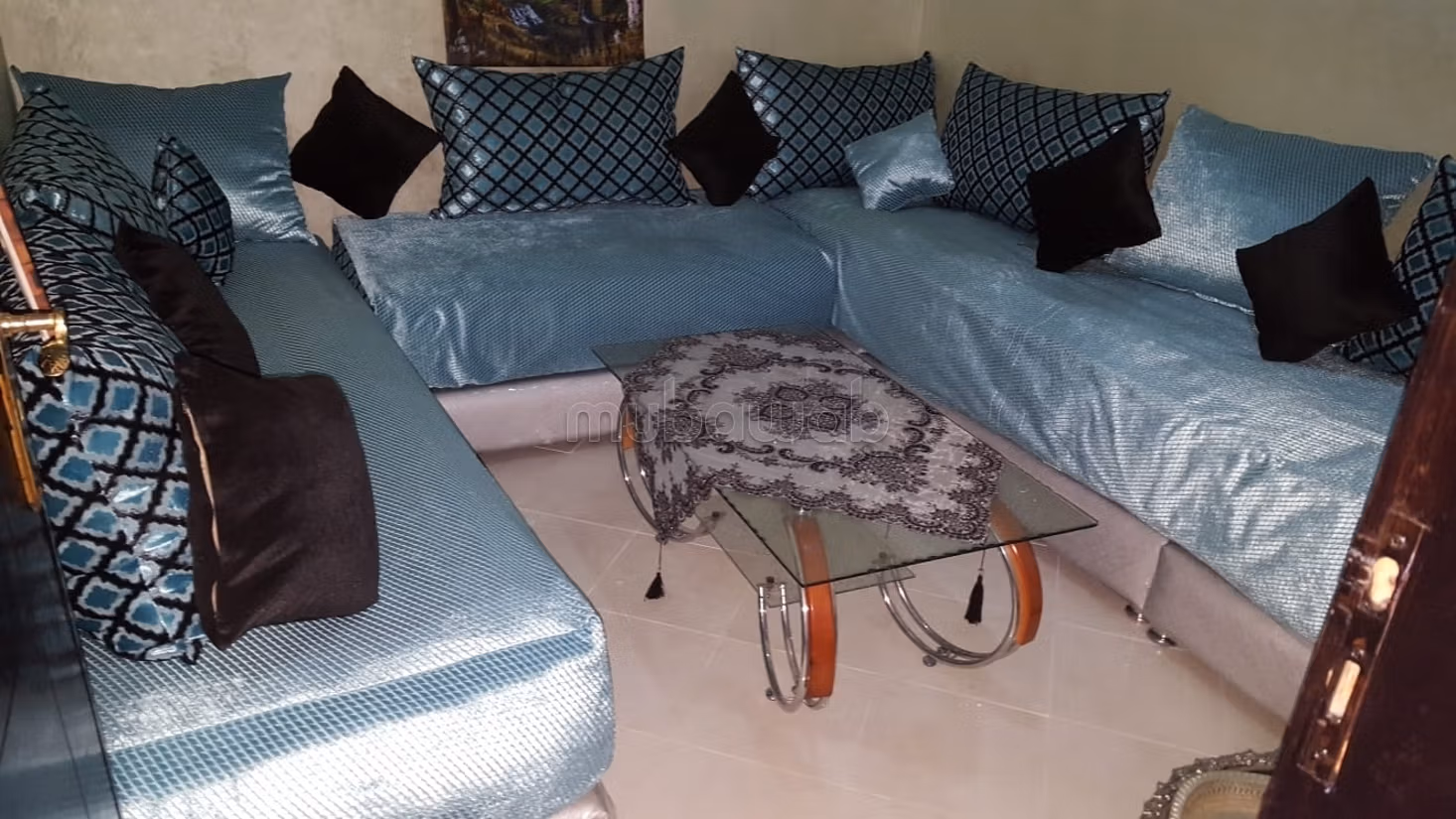 Bell'appartamento in affitto a Wadi Fes. 3 camere confortevoli. Arredato