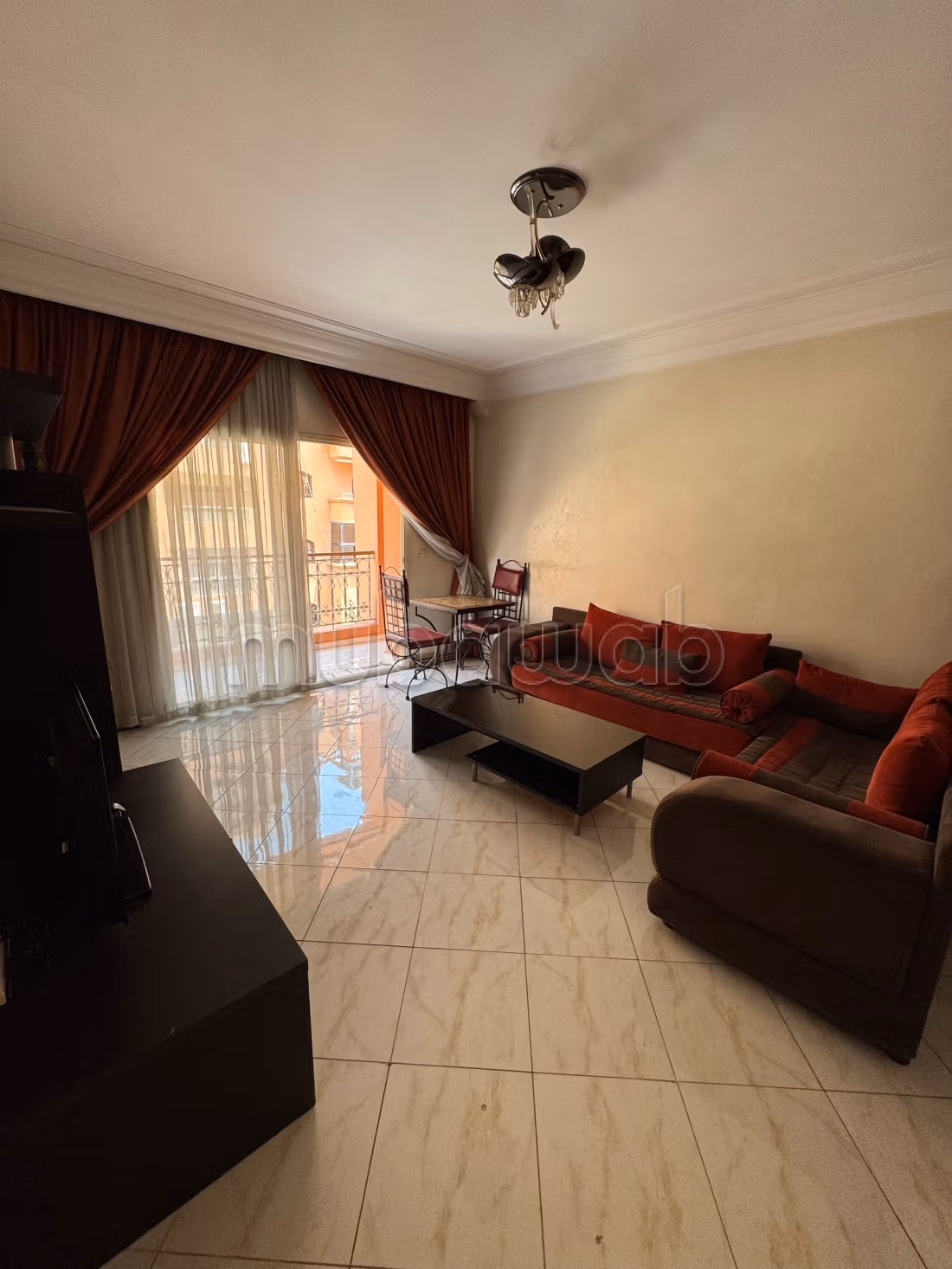 Appartement à vendre à Guéliz. 1 belle chambre. Meublé — 5