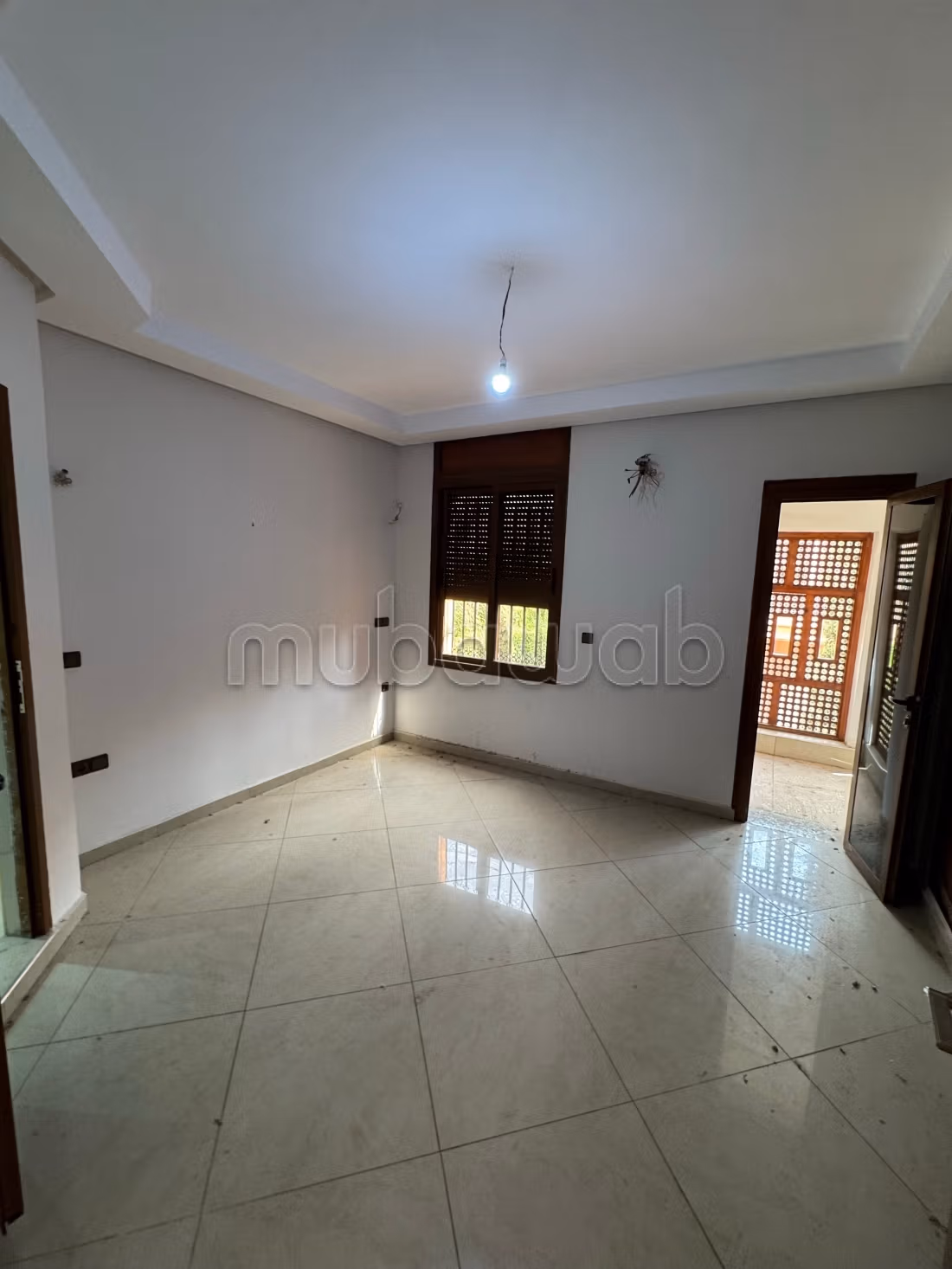 High standard villa for sale in Hay Targa. 5 comfortable rooms. Parking spaces