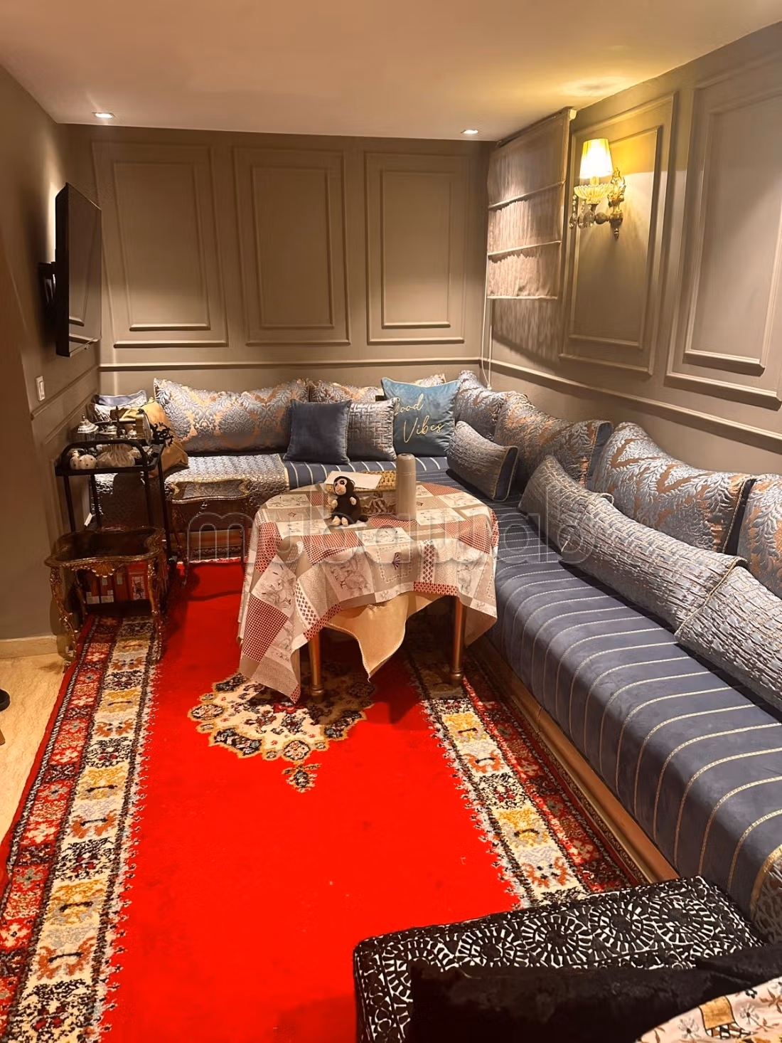 Te koop - Eigentijdse villa met zwembad in een beveiligd wooncomplex