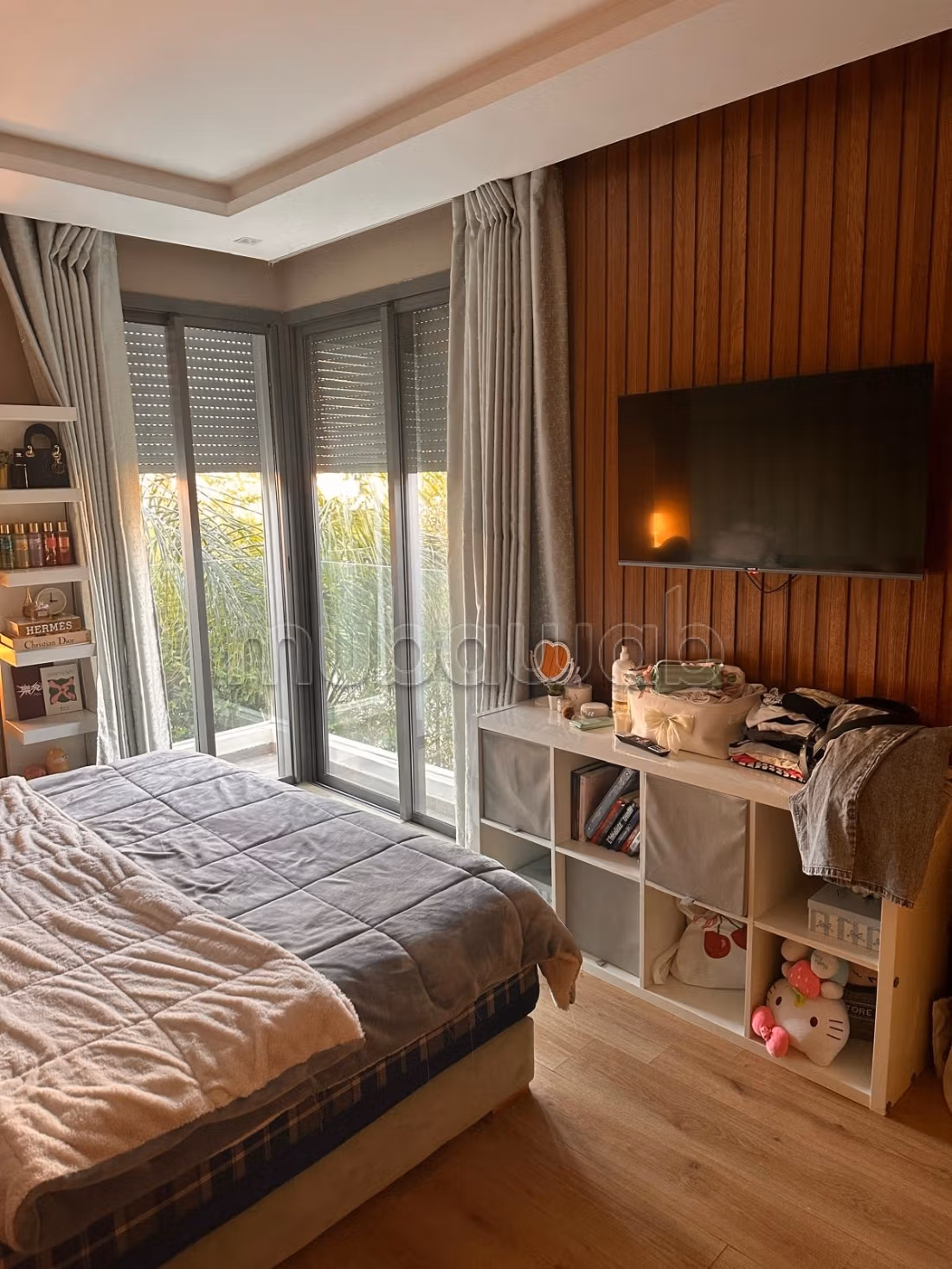 Te koop - Eigentijdse villa met zwembad in een beveiligd wooncomplex