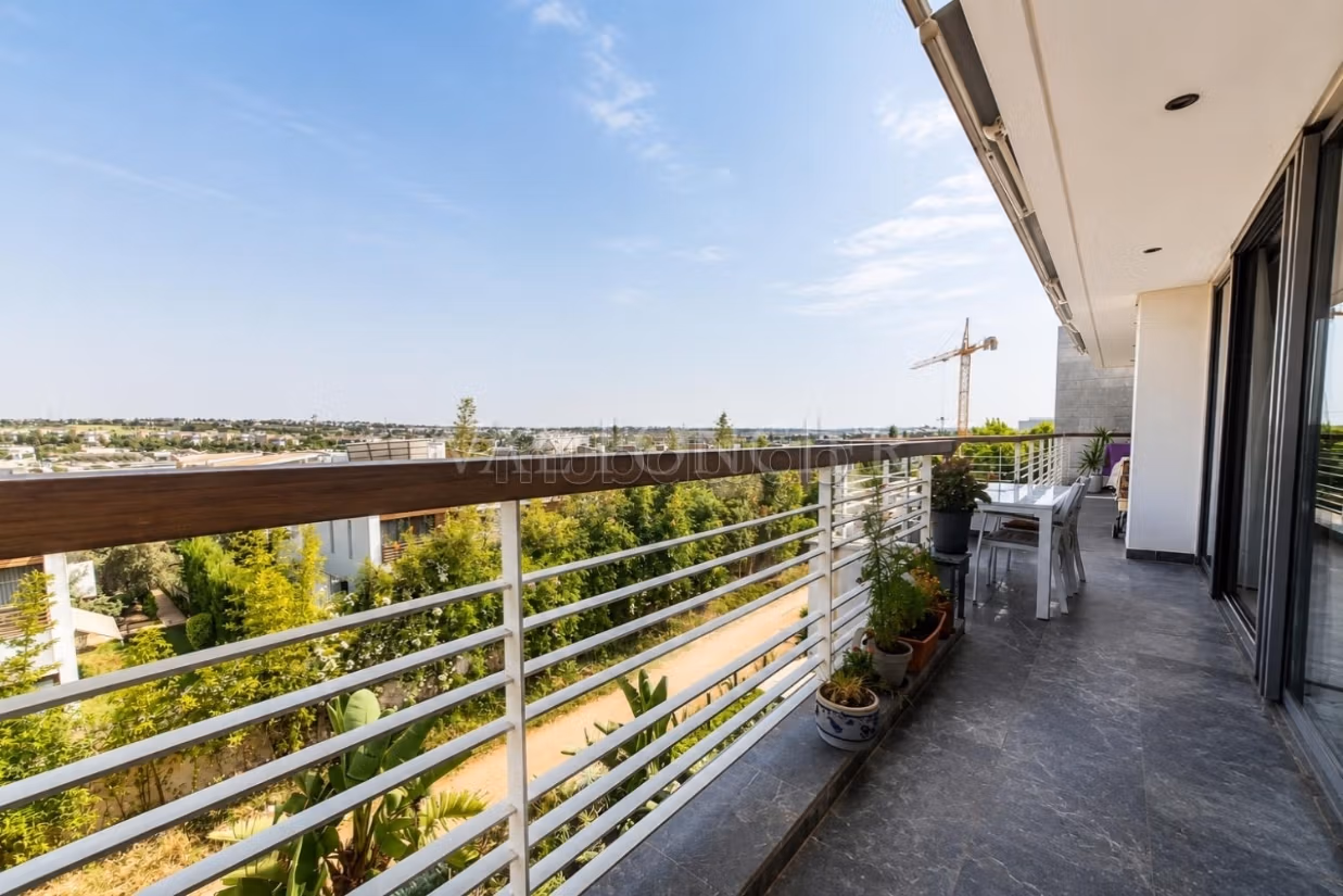 Ubicación de hermoso apartamento amueblado de 185m2 3 dormitorios con terraza, Bouskoura Ciudad Verde