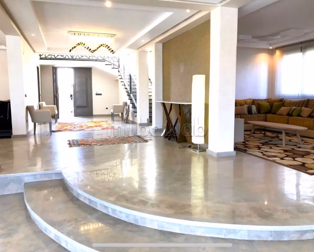 Furnished Villa for Rent on Golf Course