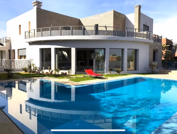 Furnished Villa for Rent on Golf Course