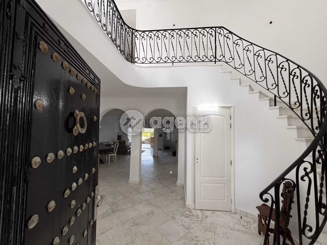 Villa à vendre 244 m², 4 chambres Tamaris Dar Bouazza