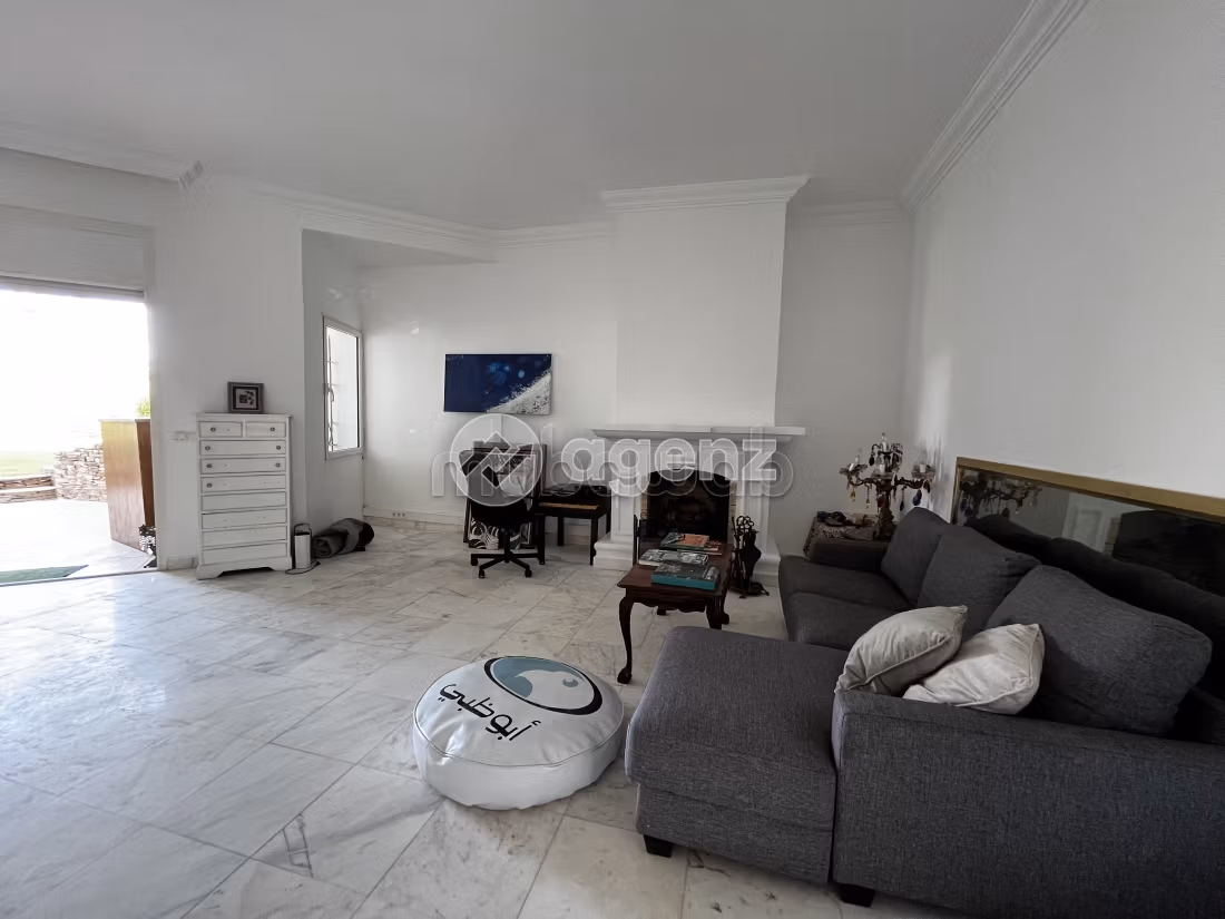 Villa à vendre 244 m², 4 chambres Tamaris Dar Bouazza