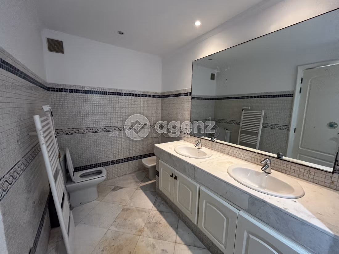 Villa à vendre 244 m², 4 chambres Tamaris Dar Bouazza