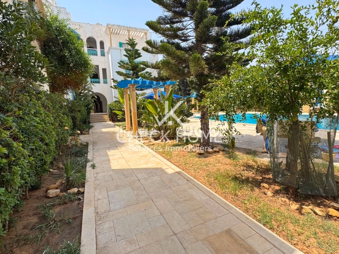 A vendre s1 Yasmine Hammamet, 2 parking, Cellier, Titre Bleu