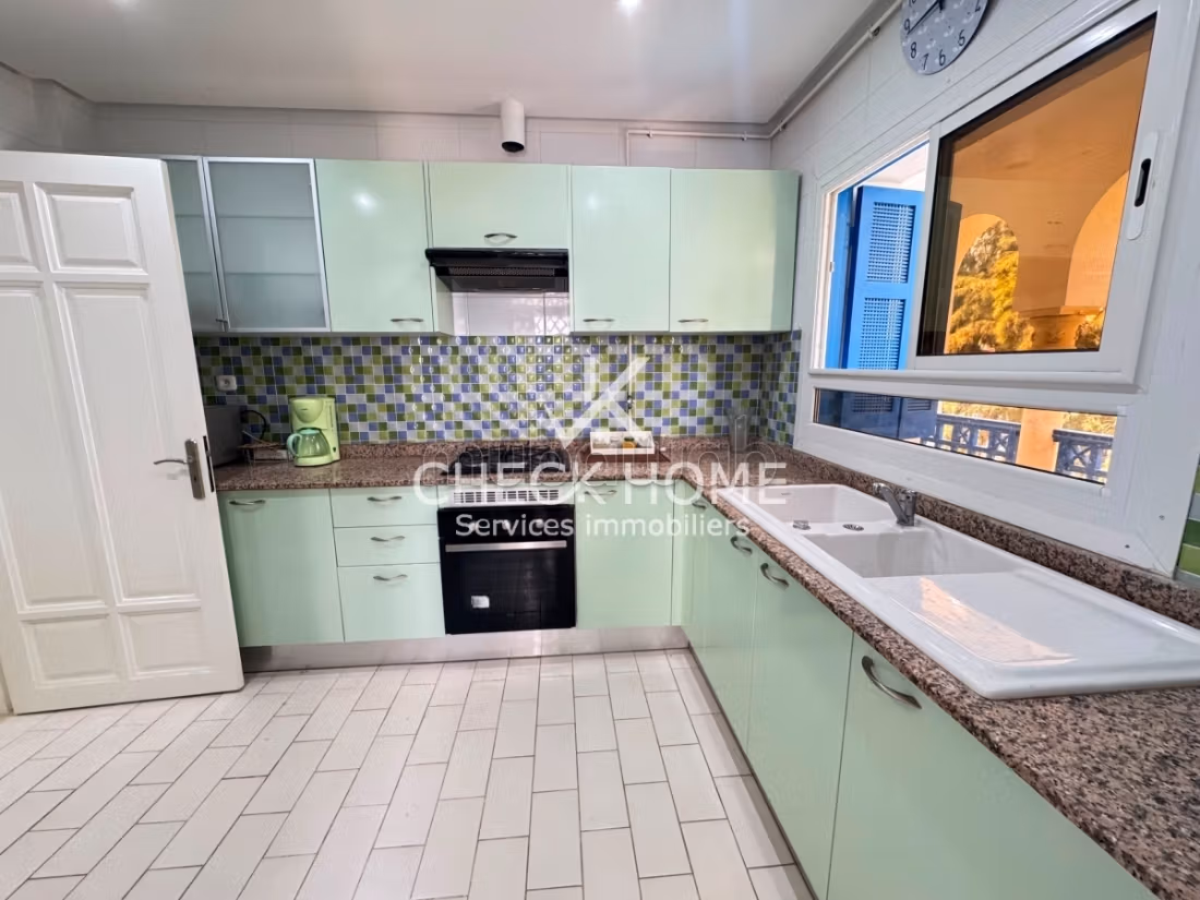 A vendre s1 Yasmine Hammamet, 2 parking, Cellier, Titre Bleu