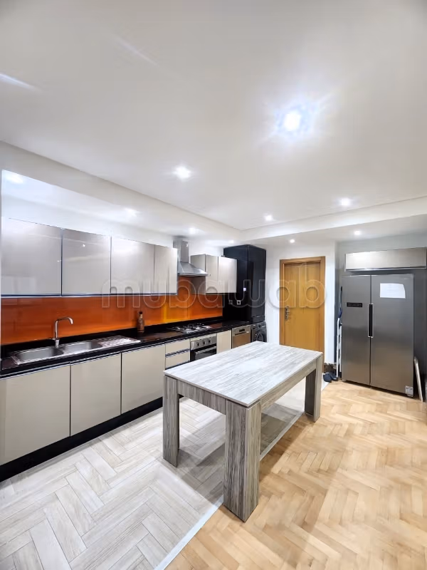 Appart meublé Luxe 100m2 à Quartier Racine