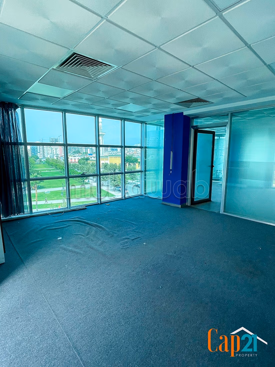 Bureau à louer – 105 m² – Emplacement premium
