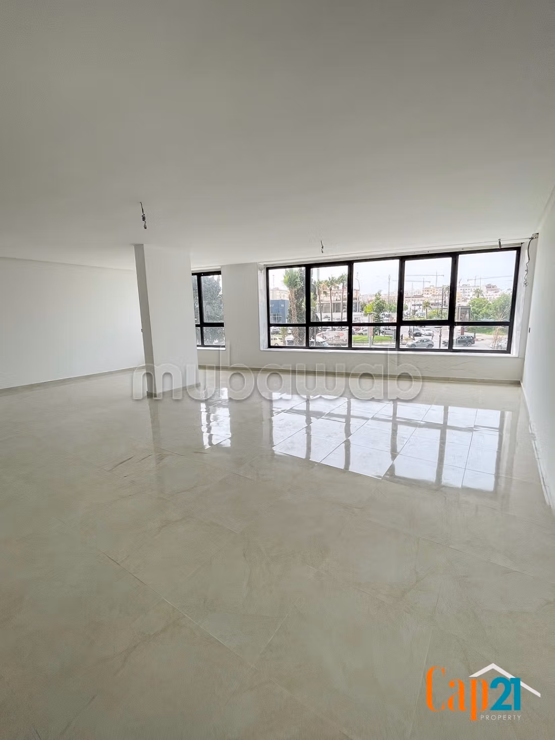 Locales comerciales nuevos a la venta