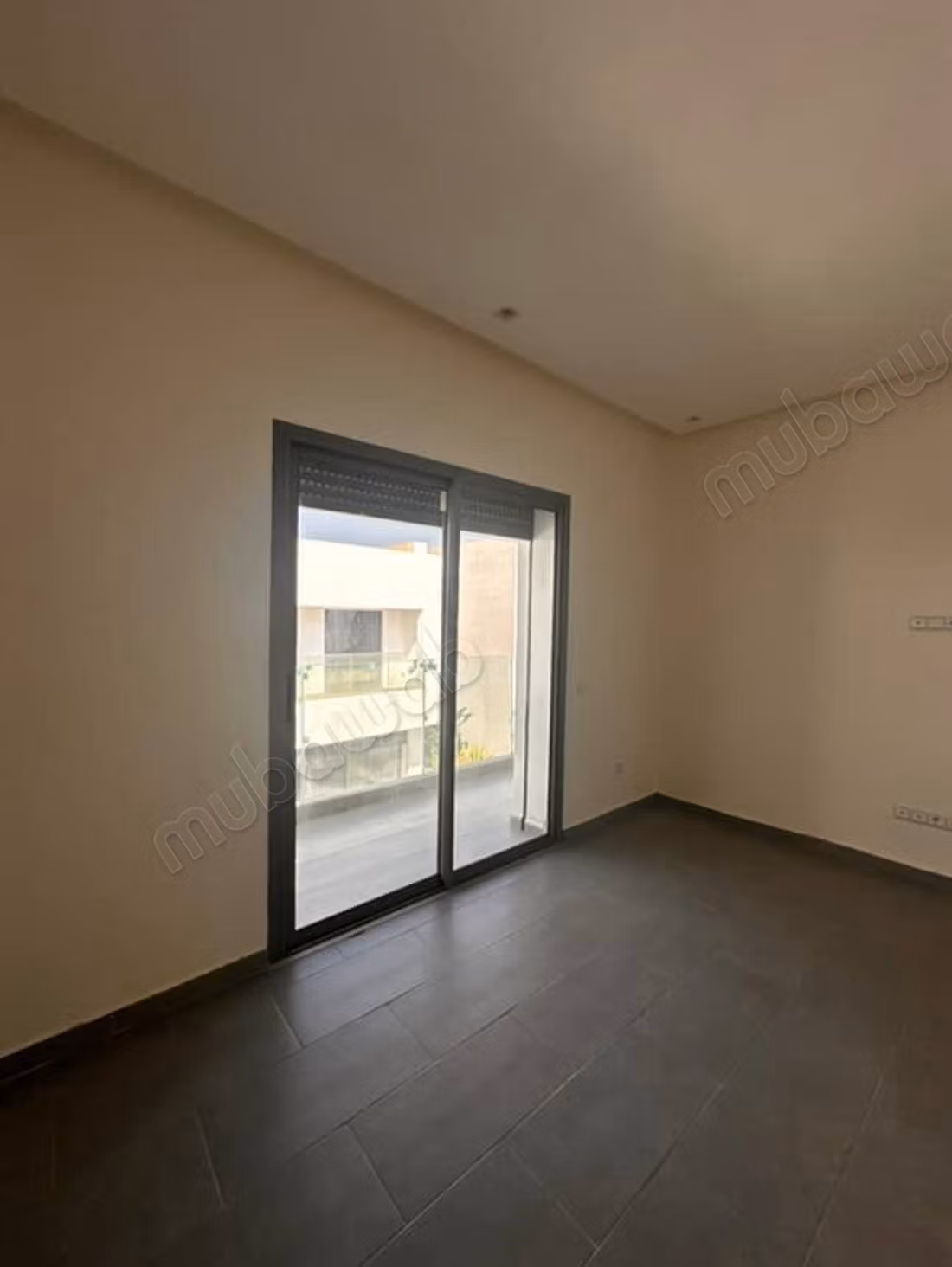 Triplex neuf à louer