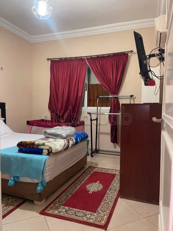 Seasonal rental in Lekhiam. 3 rooms. Parking spaces and terrace