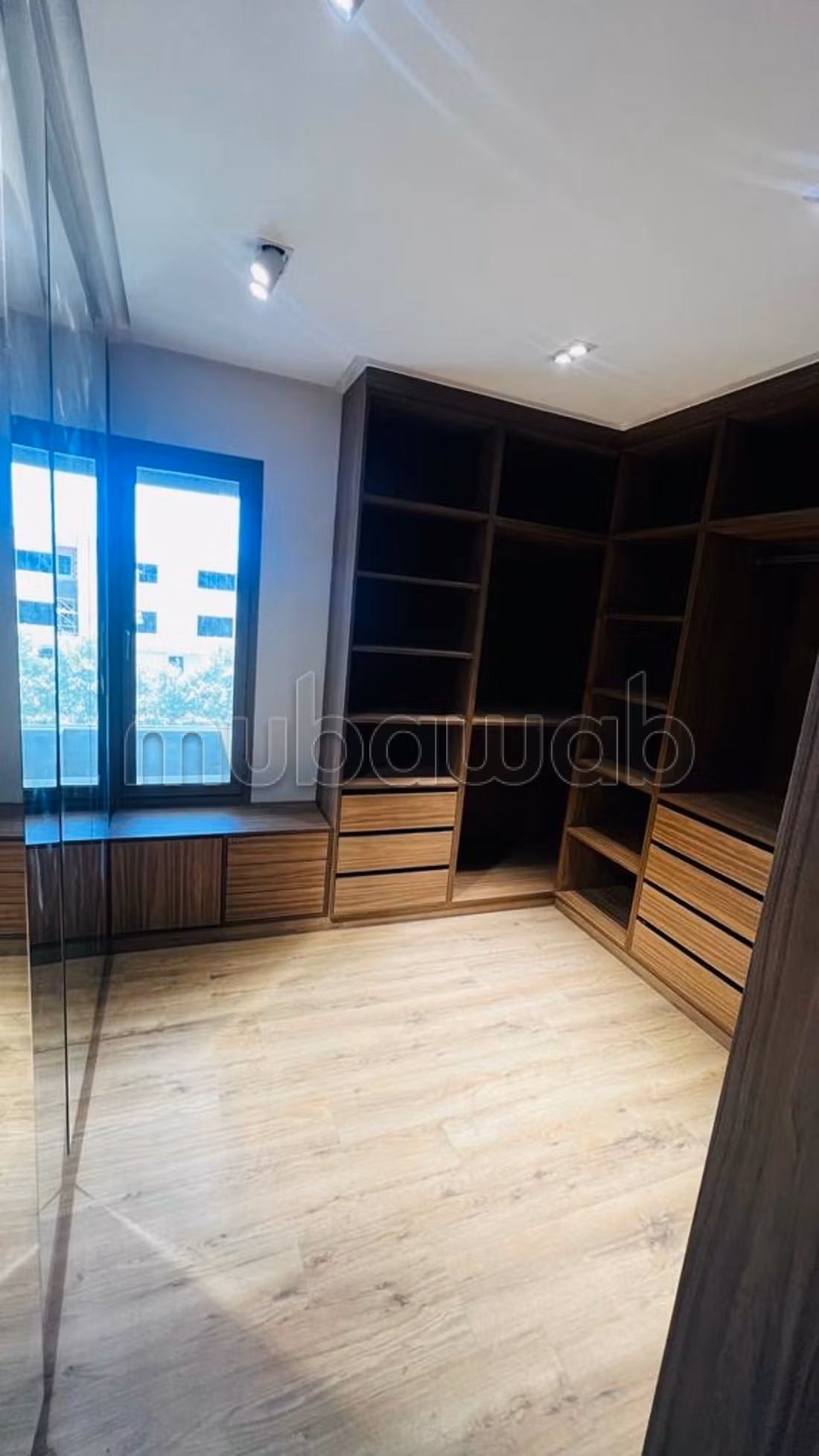 For rent – Empty villa with pool in Hay Riad – Rabat