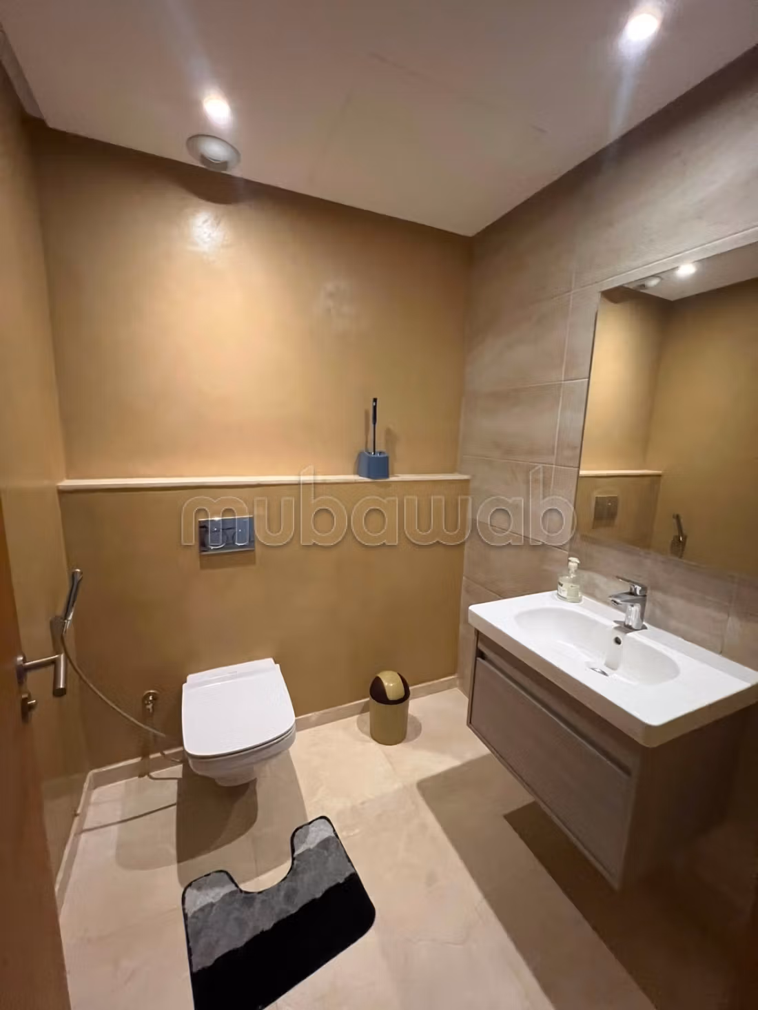 Appartamento eccezionale in affitto a Eagle Hills