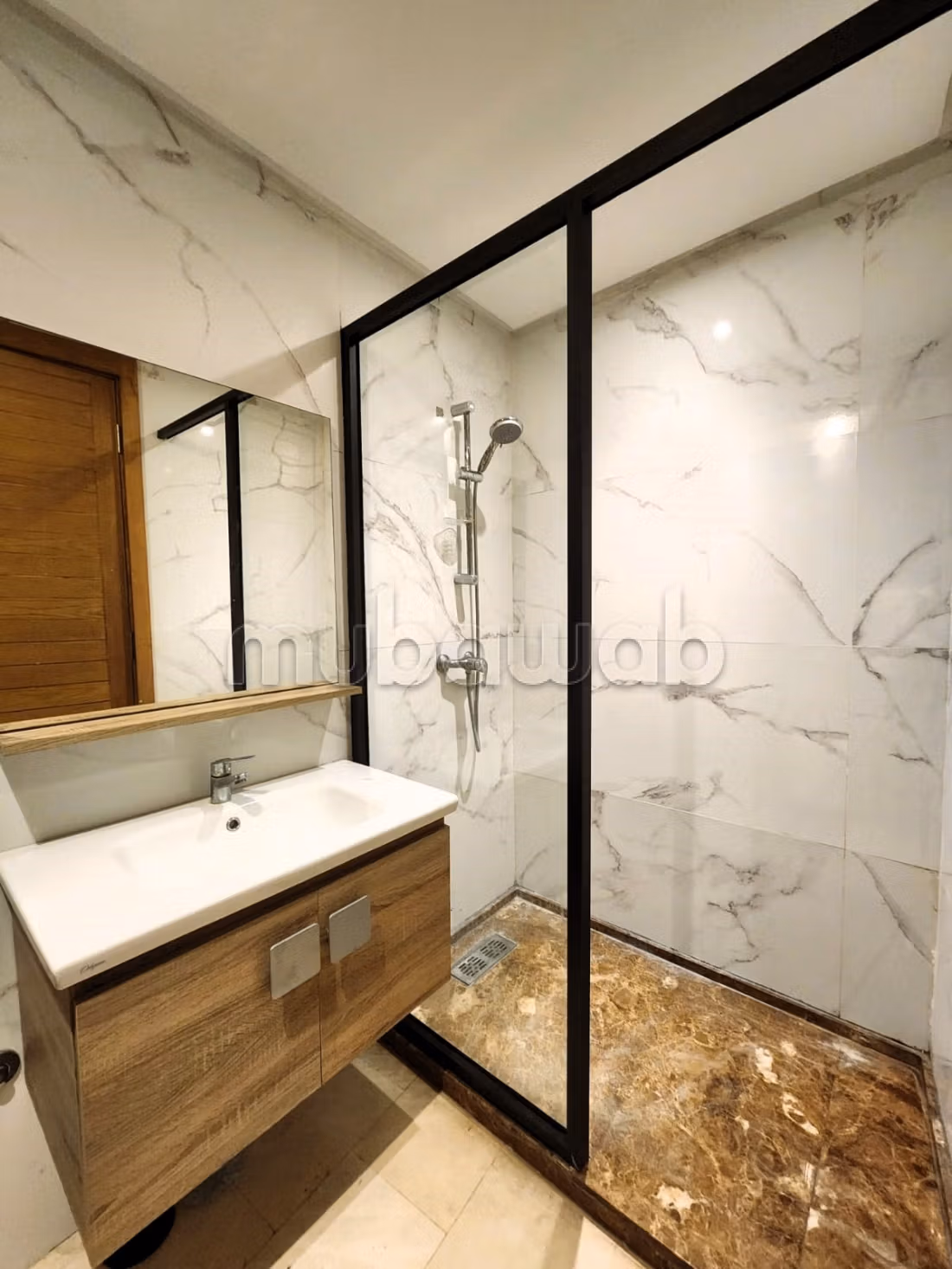 Luxe Gemeubileerd Appartement van 73m2 in Q. Val Fleury