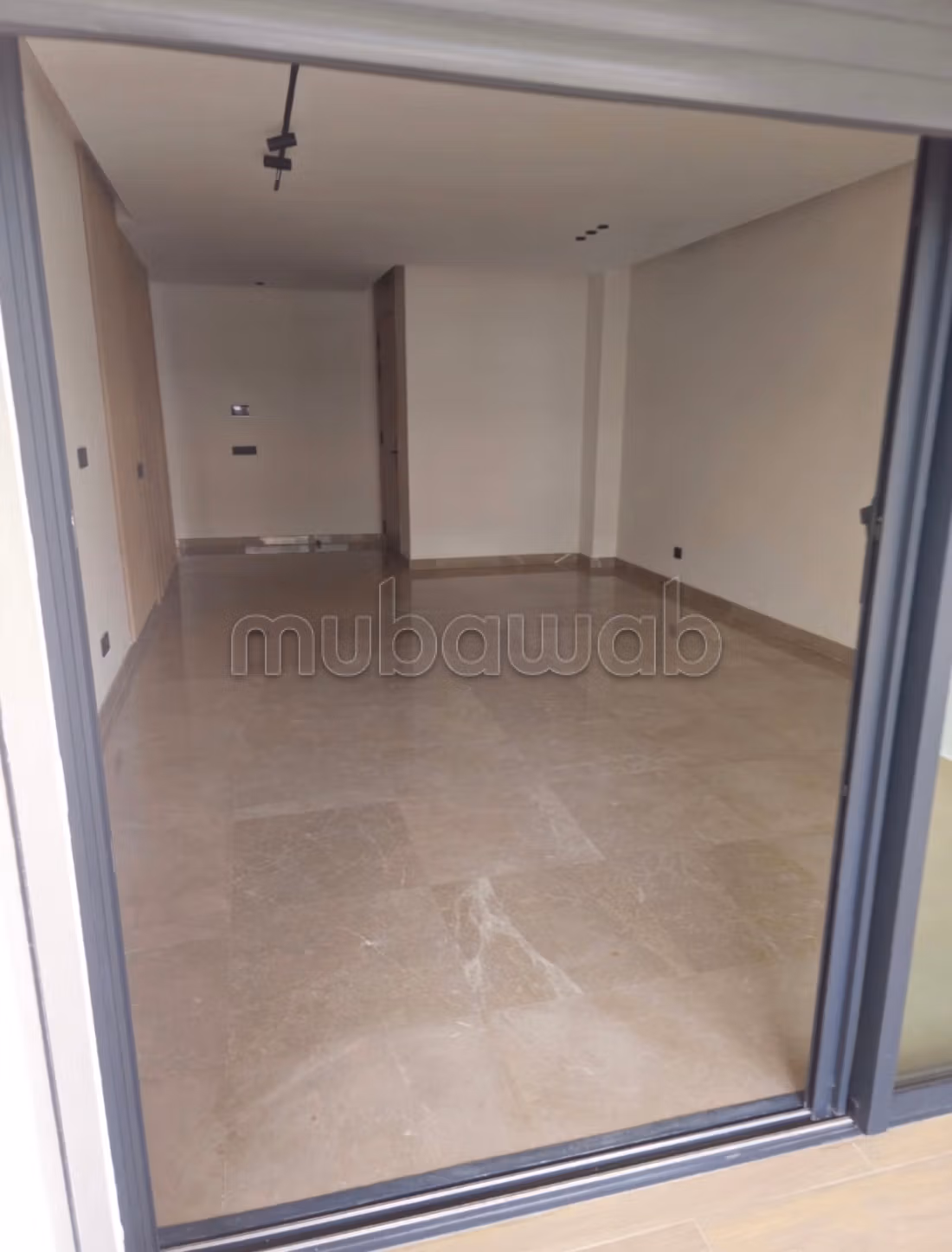 New high-end apartment for rent in Souissi